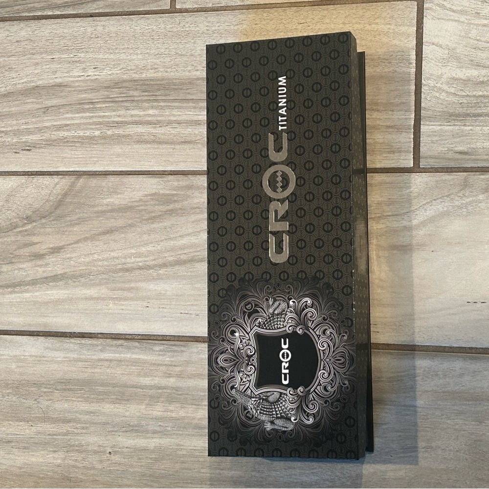 CROC - Black Hair Styling Essential for Effortless Elegance